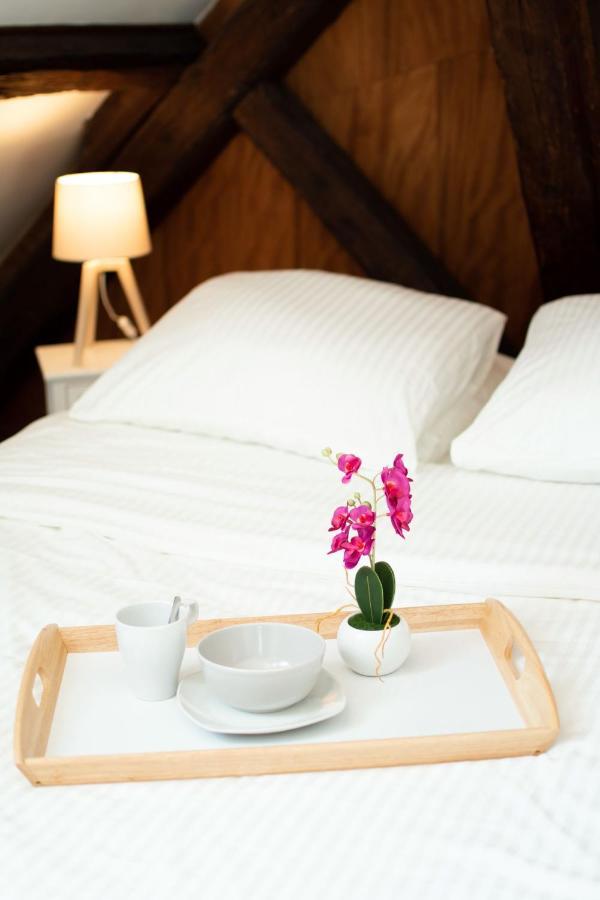Appartement 2 Pieces Cocooning, Comme Chez Vous ! Pontoise Exterior foto
